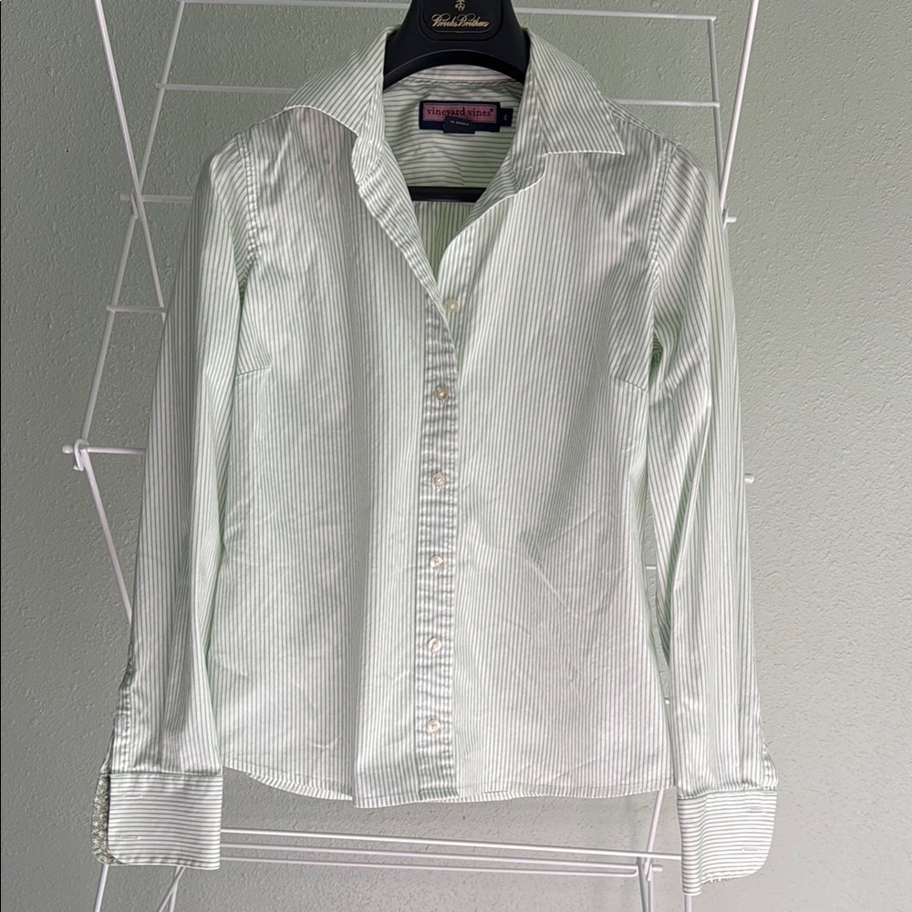 Vineyard Vines Light Green Striped Shirt (S2)